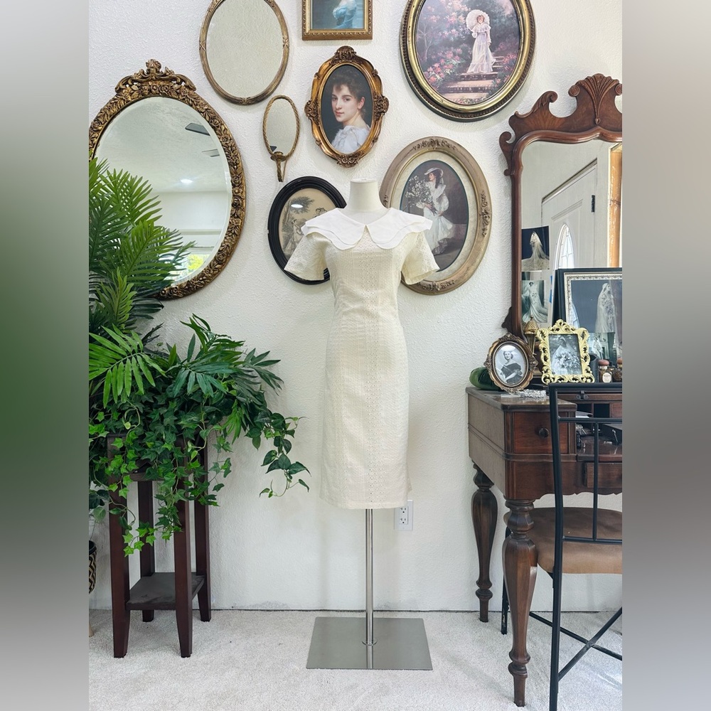 Vintage-Inspired Ivory Eyelet Midi Dress - Youli - Straight Shift Fit